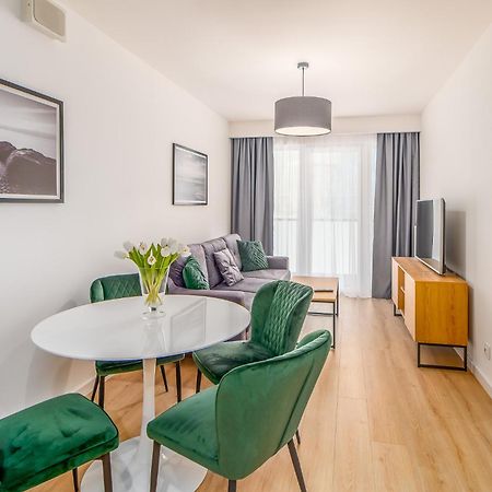 Faro Apartamenty Kasprowicza 20 Ab Kołobrzeg Exteriör bild
